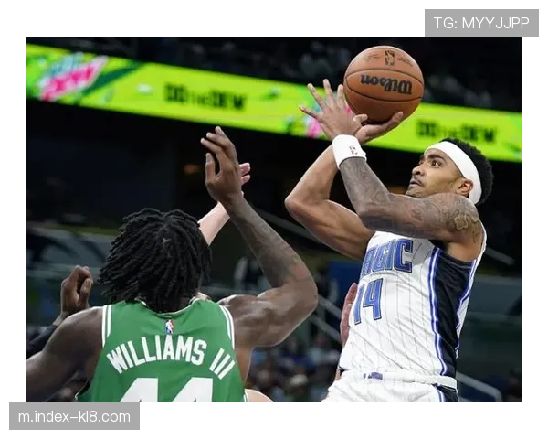 魔术绝杀战术执行环节出错，发球人判断失误错失逆转良机